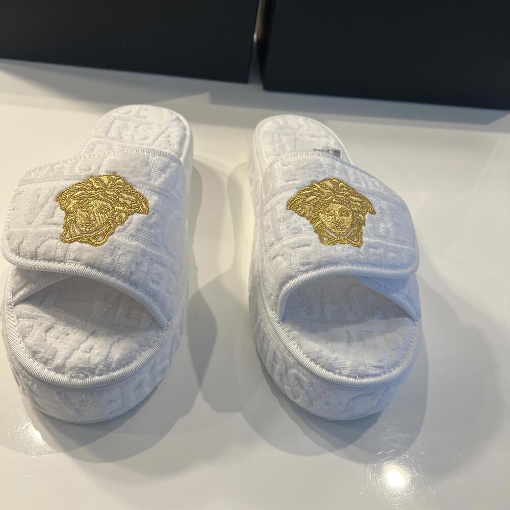 $475 White Versace Medusa Head Fabric platform slippers Size 41 - Picture 6 of 12